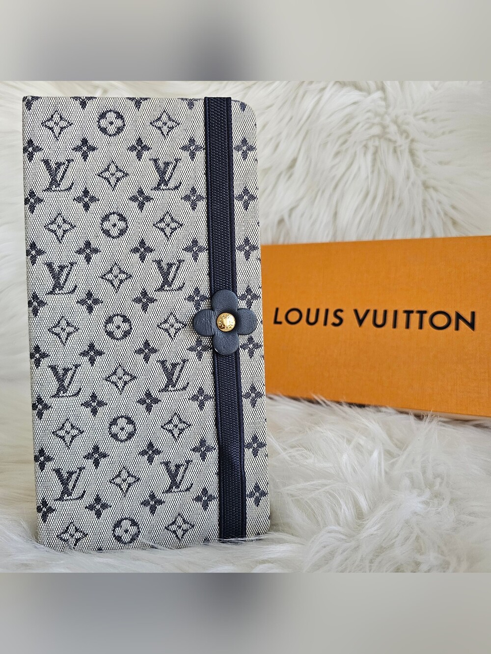 💙 LV Mini Lin Notebook 💙 - Picture 12 of 12